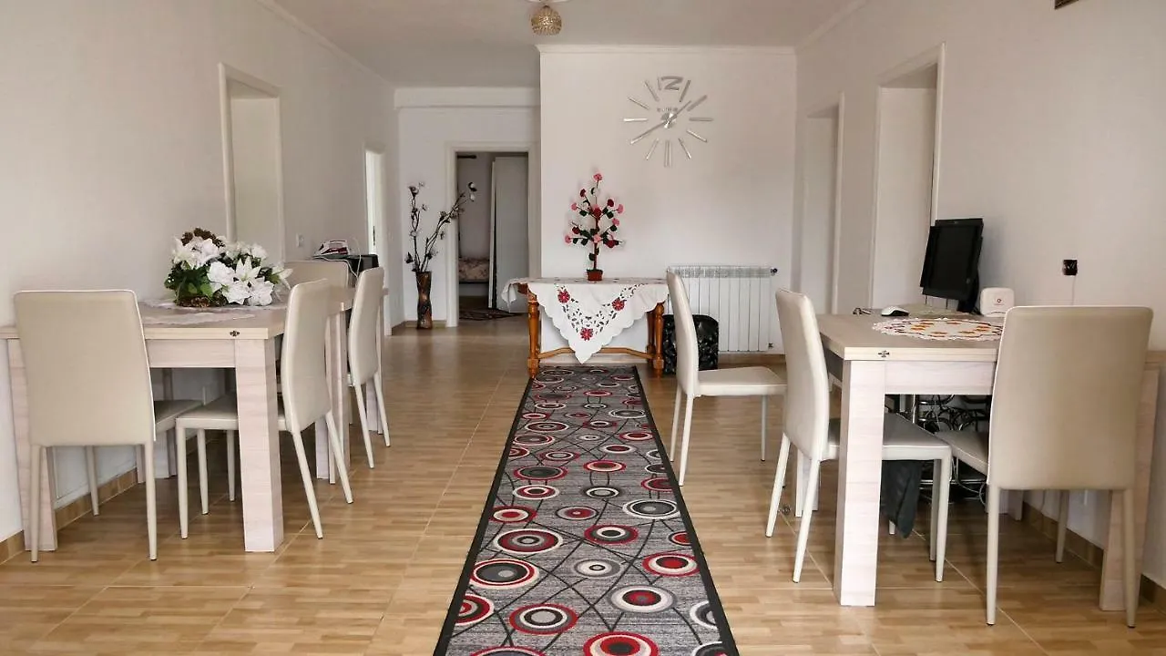 Casa de hóspedes Agroturizem Lajthiza Hotel Korce Albânia
